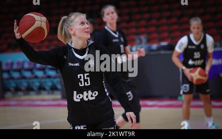 Sydney, Australien, 21. September 2022. Die belgische Julie Allemand wurde während einer Trainingseinheit der belgischen Katzen vor ihrem ersten Spiel am Mittwoch, 21. September 2022, in Sydney, Australien, fotografiert. Die belgische Basketballmannschaft der Damen spielt vom 22.. September bis zum 1. Oktober 19. in Sydney bei der Ausgabe der FIBA Women's Basketball World Cup 2022 Australia. BELGA FOTO VIRGINIE LEFOUR Stockfoto