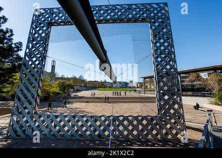 Rahmenbau oder Landschaft im Dia, die Installation von 1977 mit Blick auf den Friedrichsplatz in Kassel Stockfoto