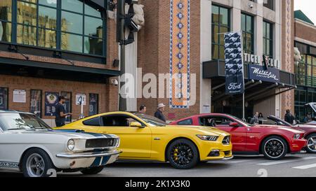 DETROIT, MI/USA - 17. SEPTEMBER 2022: Oldtimer von Ford Mustang im Detroit Concours 'd Elegance. Stockfoto