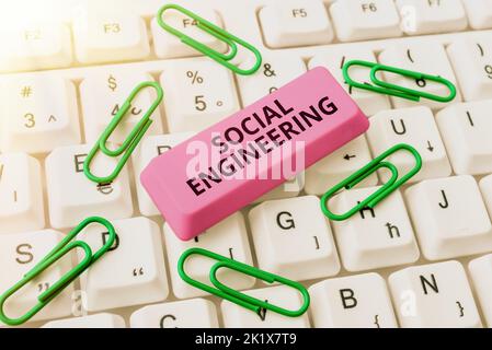 Inspiration zeigt Zeichen Social EngineeringPsychologische Manipulation Zugang durch Betrug. Konzeptuelle photopsychologische Manipulation erhalten Zugang Stockfoto