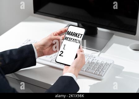 Inspiration showing sign MarktforschungDie Erfassung von Informationen über Verbraucher. Unternehmen präsentieren die Aktion des Erfassens von Informationen Stockfoto