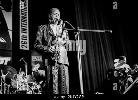 Ornette Coleman auf der Bühne beim Warsaw Jazz Festival 1984 Stockfoto