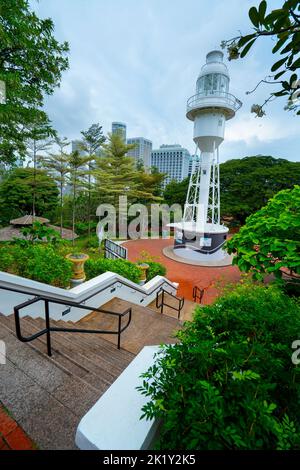 Fort Canning Lighthouse liegt im Raffles Garden auf dem Fort Canning Hill. Singapur Stockfoto