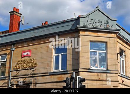 The Corner Cupboard Pub- Victoria Inn Gartsides Ales, 34 High St West, Glossop, High Peak, Derbyshire, England, UK, SK13 8BH Stockfoto