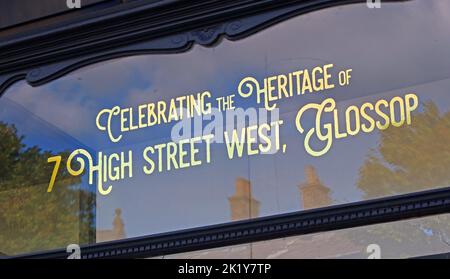 Findley McKinlay Chemist Mosaic - Celebration the Heritage, of 70 High St West , Glossop, High Peak, Derbyshire, England, UK, SK13 8BH Stockfoto