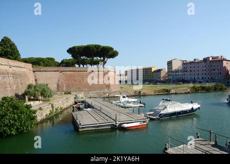 Die Neue Festung ist eine Festung von Livorno, die bis zum Ende des sechzehnten Jahrhunderts als Stadt von Mauern umgeben stammt. Stockfoto