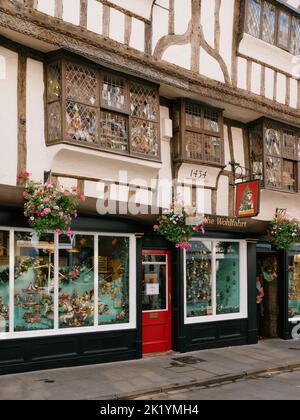 Käthe Wohlfahrt das ganze Jahr über Weihnachtsgeschäft in Stonegate, York, North Yorkshire, England, UK Stockfoto