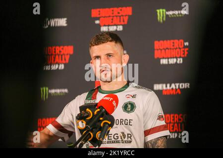 Dublin, Irland. 21. September 2022. BELLATOR Bantamweight, Brian Moore spricht vor dem Wiegen mit den Medien Credit: DC PIX Credit: Dan Cooke/Alamy Live News Stockfoto