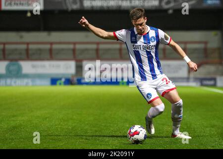 Alex Lacey von Hartlepool United während des EFL Trophy-Spiels zwischen Morecambe und Hartlepool United in der Globe Arena, Morecambe, am Dienstag, 20.. September 2022. (Kredit: Mark Fletcher | MI News) Kredit: MI Nachrichten & Sport /Alamy Live News Stockfoto