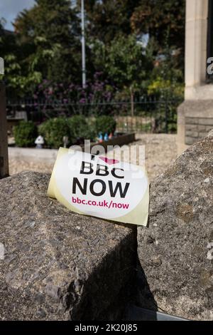 Aufkleber des BBC National Orchestra of Wales (JETZT) vor einem Haus in Cardiff, Wales, Großbritannien Stockfoto