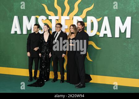 Rami Malek, Andrea Riseborough, David O. Russell, Margot Robbie und Christian Bale, Amsterdam European Premiere, Leicester Square, London, UK, September 21 Stockfoto