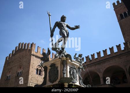 Neptunbrunnen bei Giambologna auf der Piazza del Nettuno in Bologna Italien Stockfoto