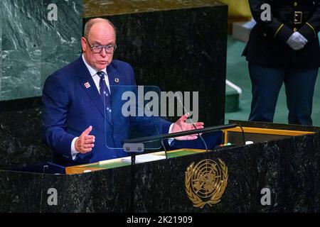 New York, USA. 21. September 2022. Prinz Albert II. Von Monaco spricht über die Generaldebatte der Generalversammlung der Vereinten Nationen von 77.. Kredit: Enrique Shore/Alamy Live Nachrichten Stockfoto