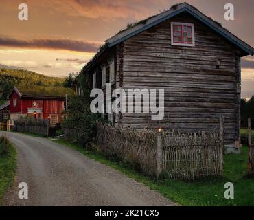 Norwegische Landschaften - die charakteristischen norwegischen Häuser Stockfoto