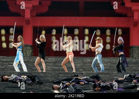DEVON AOKI, Holly Valance, SARAH CARTER, Jaime Pressly, Natassia Malthe, DOA: tot oder lebendig, 2006 Stockfoto