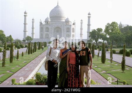 IRFAN KHAN, Tabu, SAHIRA NAIR, Kal Penn, der NAMENSVETTER, 2006 Stockfoto