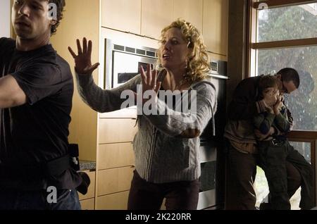 VINCE VIELUF, VIRGINIA MADSEN, KETT TURTON, Jimmy Bennett, Firewall, 2006 Stockfoto