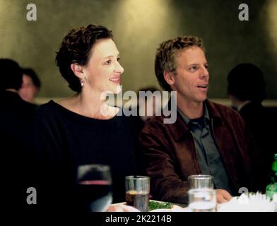 JOAN CUSACK, Greg Germann, FREUNDE MIT GELD, 2006 Stockfoto