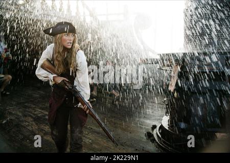 KEIRA KNIGHTLEY, PIRATEN DER KARIBISCHEN MEERE: Dead Man's Chest, 2006 Stockfoto