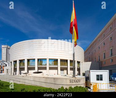 Madrid, Spanien. September 2022. Außenansicht des Senatsgebäudes in der Innenstadt Stockfoto