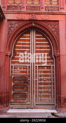 Eingang des berühmten Rampuria Haveli, Bikaner, Rajasthan, Indien. Stockfoto