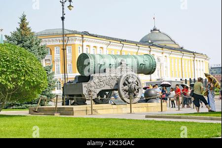 Alte Kanonen im Kreml, Moskau, Russische Föderation Stockfoto