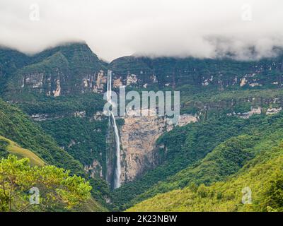 Gocta Wasserfall, 771m hoch. Chachapoyas, Amazonas, Peru Stockfoto