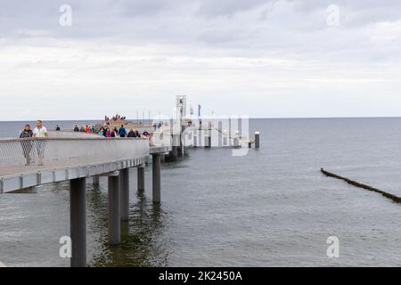 Der neue und wunderbare Koserow Pier auf der Insel Usedom Stockfoto