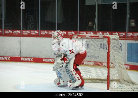 Torwart Hendrik Hane (Düsseldorfer EG) im Spiel der DEL, 39. Sptg.: SERC Wild Wings gegen Düsseldorfer EG (DEG) Stockfoto