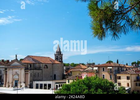 Peschiera del Garda ist eine Stadt und Gemeinde in der Provinz Verona, in Venetien, Italien. Stockfoto