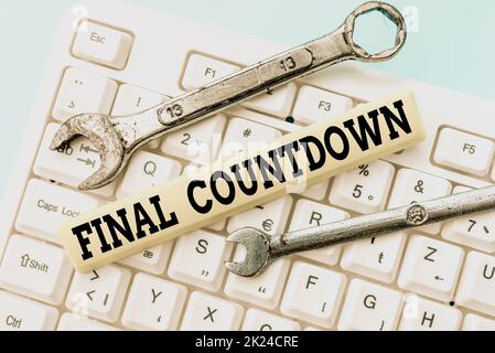 Textzeichen mit finaler Countdown, Wort geschrieben am Letzten Moment jeder Arbeit ohne Diskussionbarkeit Abstract Typing Neues Antivirus-Programm, Ty Stockfoto