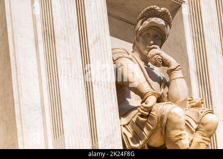 Florenz, Italien - circa Juli 2021. Innenraum der Medici-Kapellen - Cappelle Medicee. Michelangelo Renaissance-Kunst Stockfoto