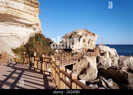 Küste des Kaspischen Meeres. Rock Trail. Kasachstan. Aktau. 10 Oktober 2019 Jahr. Stockfoto