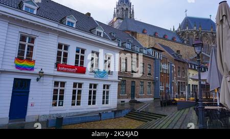 Aachen, Deutschland - 03. Januar 2022: Die Altstadt von Aachen, Deutschland am 03. Januar 2022 Stockfoto