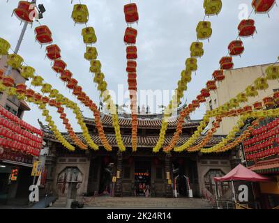 Lukang Tianhou Tempel, Zhanghua - Mar 17, 2022 : Lugang Tianhou Tempel, ein nationales Denkmal, wurde 1591 in der späten Ming-Dynastie gegründet und war es Stockfoto