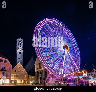 SCHROBENHAUSEN, DEUTSCHLAND, MÄRZ 25: Historisches Riesenrad in der Stadt Schrobenhausen, Deutschland am 25. März 2022 Stockfoto