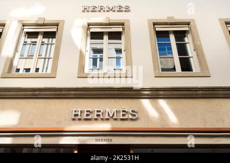 Luxemburg-Stadt, Mai 2022. Außenansicht des Hermes Markenstore im Stadtzentrum Stockfoto