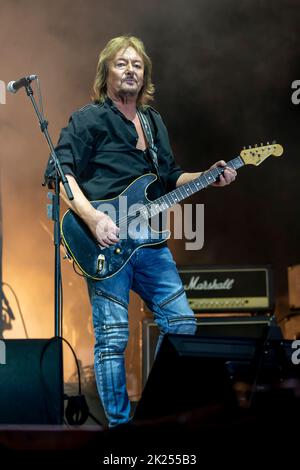 Chris Norman am 11. Juni 2022 live in der Parkbühne Wuhlheide beim traditionellen Sommerfest des Berliner Rundfunks 91,4. Stockfoto