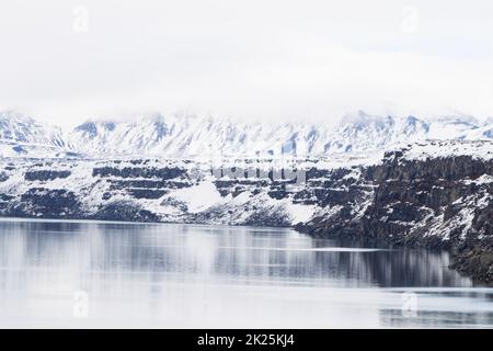 Oskjuvatn See bei Askja, Zentralisland Wahrzeichen Stockfoto