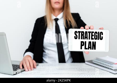 Konzeptionelle Überschrift Strategieplan. Business zeigt Einen Prozess der Definition von Strategie und Entscheidungsfindung Dozent unterrichtet verschiedene Fertigkeiten, Dozent erklärt neue Methoden Stockfoto