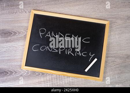 Pantämisches Verschwörungszeichen Stockfoto