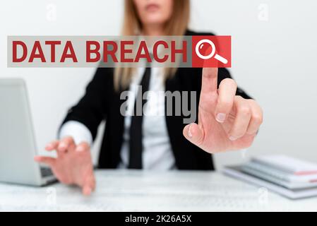 Textunterschrift für Datenmissbrauch. Konzept, was die unbefugte Freigabe vertraulicher und gesicherter Details bedeutet Assistent bietet Anweisungen und Schulungstipps an, bespricht neue Stelle Stockfoto