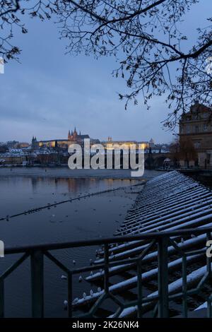 Hradcany im Winter, Prag, Tschechische Republik Stockfoto