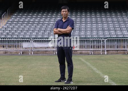 Porträt des Sportkommissars Yeung Tak-keung im HK-Stadion in so Kon Po. 16SEP22 SCMP/Jonathan Wong Stockfoto