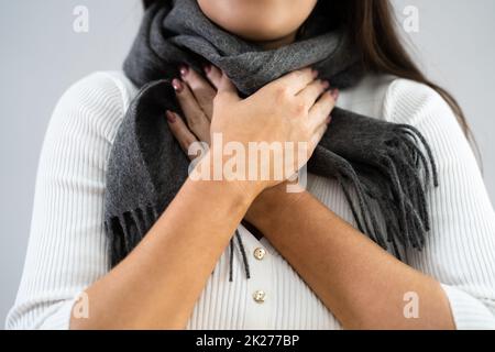 Weibliche Patientin Mit Bronchitis-Krankheit Stockfoto