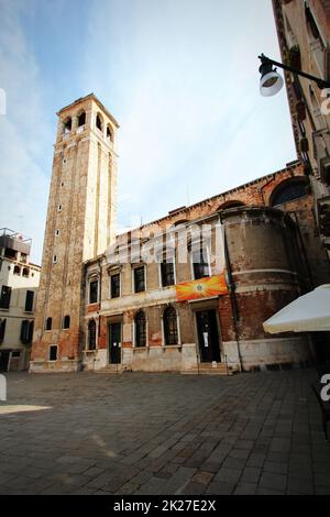 Kirche San Silvestro im venezianischen Stadtteil San Polo in Venedig, Italien Stockfoto