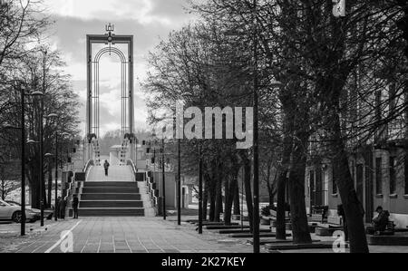 Fußgängerbrücke zur Nemunas-Insel I Stockfoto