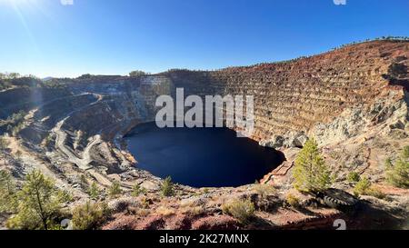 Bergbaugebiet Corta Atalaya in den Riotinto-Minen Stockfoto