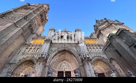 Fassade der Kathedrale von toledo Stockfoto