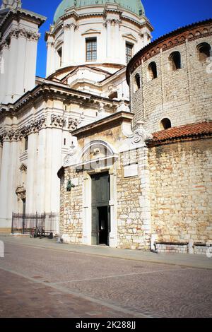 Der Duomo Vecchio oder Alte Kathedrale, Brescia, Italien. Brescia ist eine Stadt im Norden von Italien, in der Nähe des berühmten Gardasee entfernt. Stockfoto